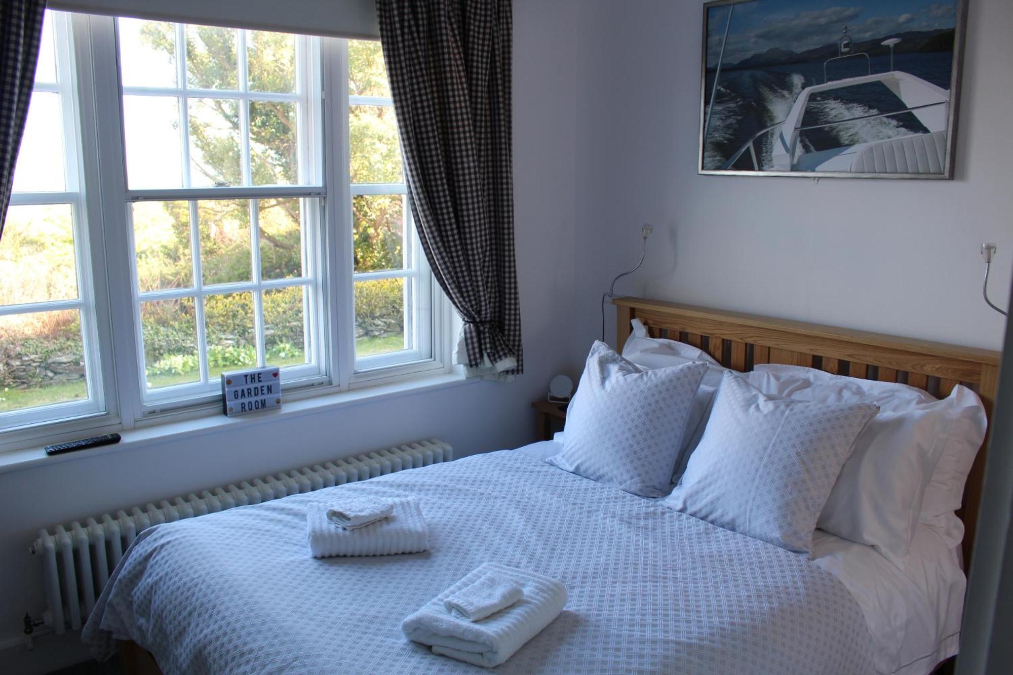 Villa Tan Y Cytiau Holyhead Habitación foto